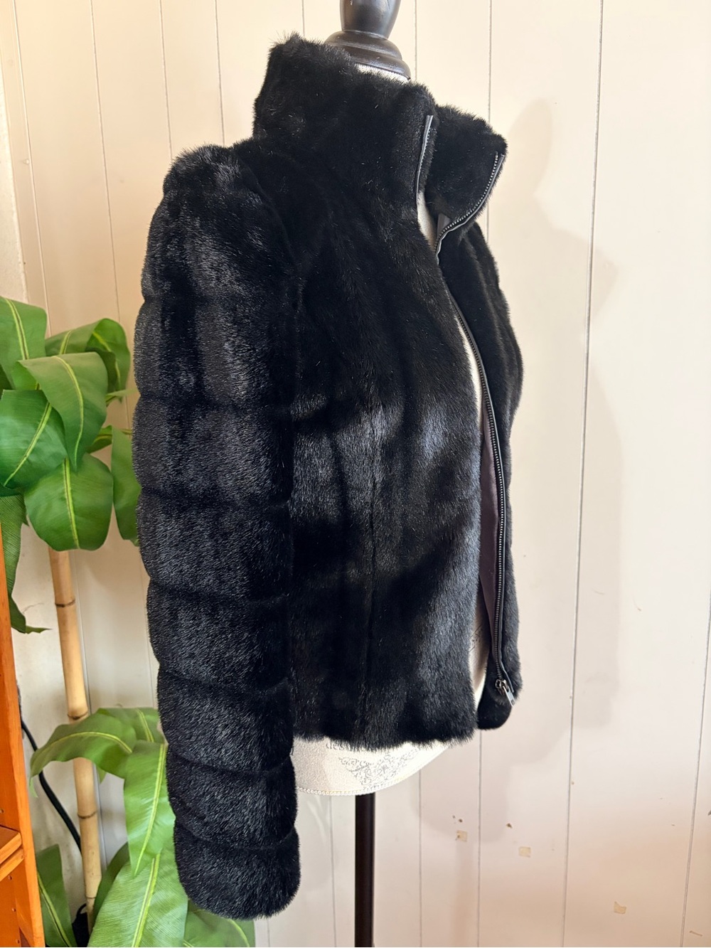 Velvet by Graham & Spencer Black Faux Fur Jacket Y2K Maximalist Size S - Picture 3 of 7